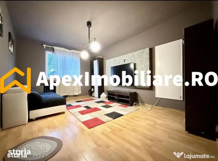 Apartament cu 4 camere decomandat, mobilat în Tei