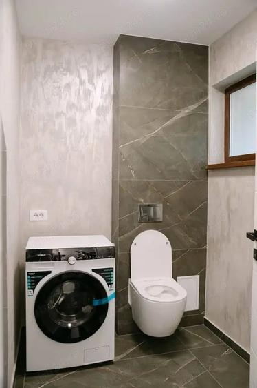 Casă cu 4 camere cu Teren 120 Mp în Central