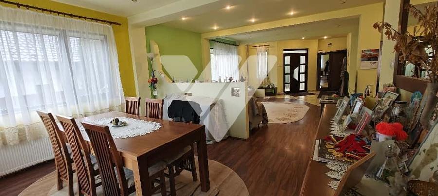 Casă individuală cu 6 camere cu Canalizare în Tălmaciu