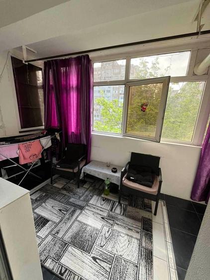 Apartament cu 3 camere în Micro 18