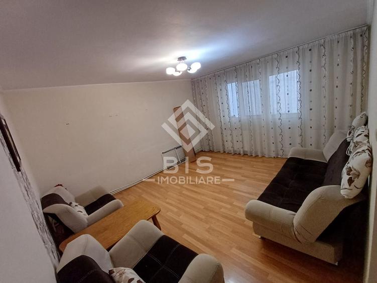 Apartament cu 4 camere decomandat, mobilat în Nord