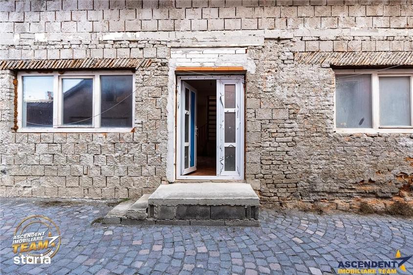 Casă cu 4 camere în Sânzieni