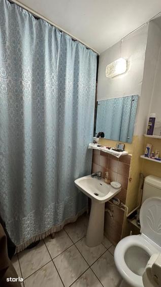 Apartament cu 3 camere în Berceni