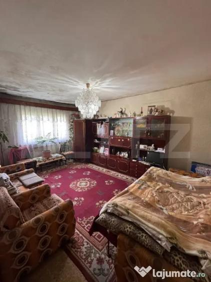 Apartament cu 3 camere, decomandat, Burdujeni - 2