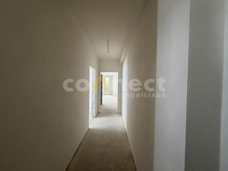 Duplex cu 4 camere cu Garaj în Iris