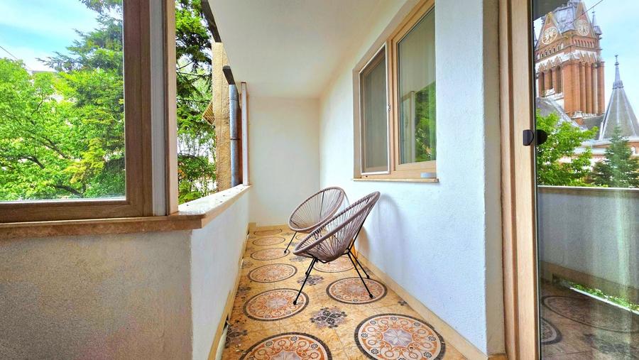Apartament cu 3 camere decomandat în Ultracentral
