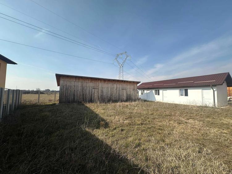 Casă cu 4 camere în Drăgoeni