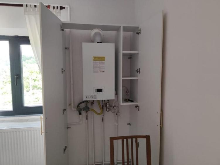 Apartament cu 2 camere decomandat în Poiana