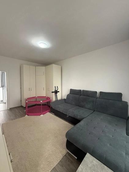 Apartament cu 2 camere decomandat în Giroc
