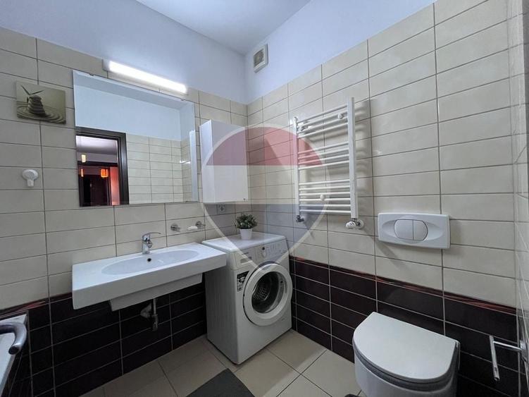 Apartament cu 2 camere decomandat, mobilat în Splaiul Unirii