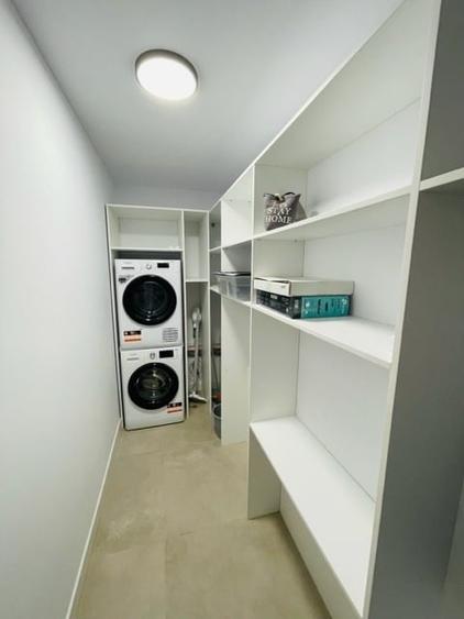 Casă cu 5 camere cu Teren 18 Mp în Central