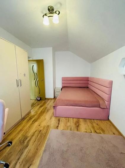 Casă cu Teren 761 Mp în Trivale