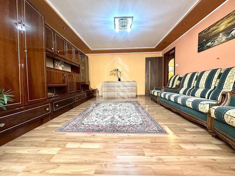 Apartament cu 3 camere decomandat, mobilat în Șagului