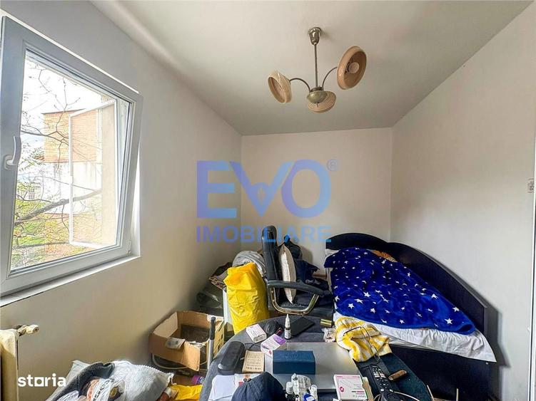Apartament cu 3 camere semidecomandat în Alexandru cel Bun