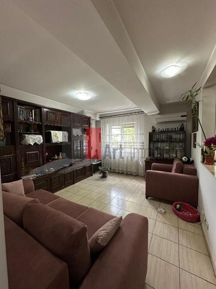 Apartament cu 3 camere decomandat în Prelungirea Ghencea