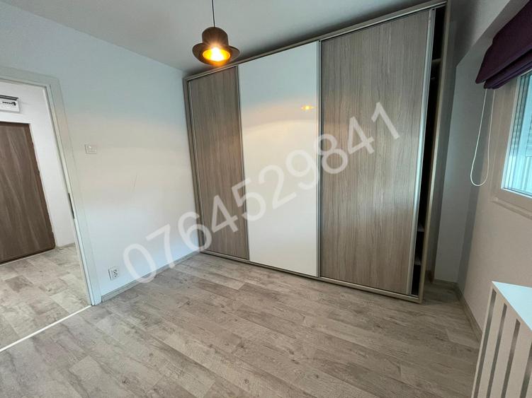 Apartament cu 3 camere semidecomandat în Iancului
