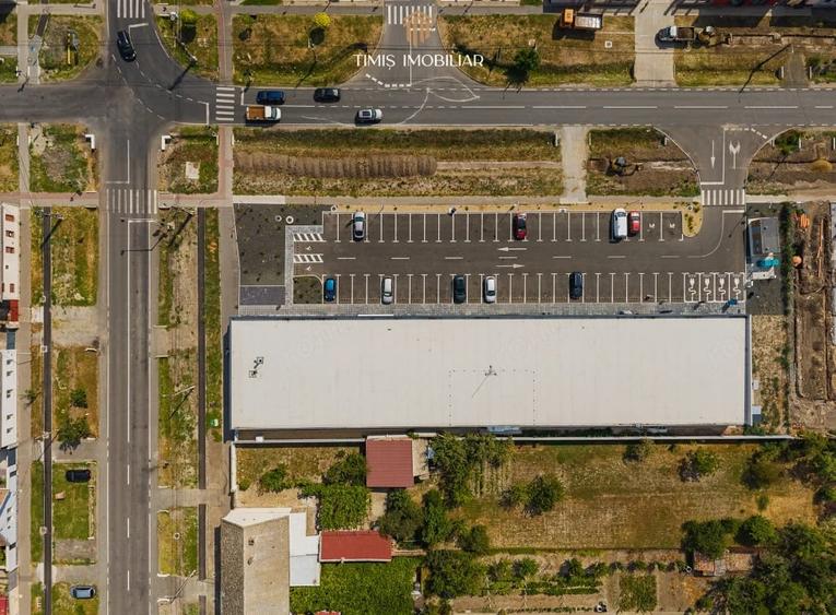 Spațiu comercial, de 100 mp, în Central
