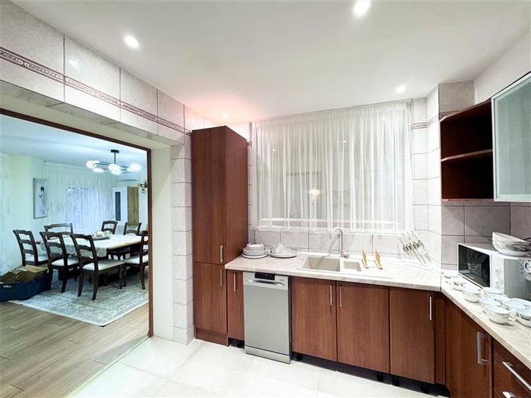 Apartament cu 3 camere semidecomandat, mobilat în Floreasca