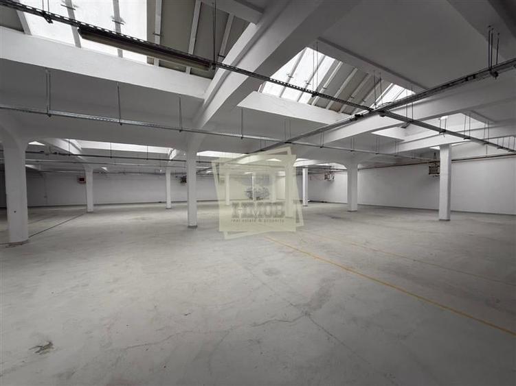 Spațiu comercial, de 3,150 mp, în Central