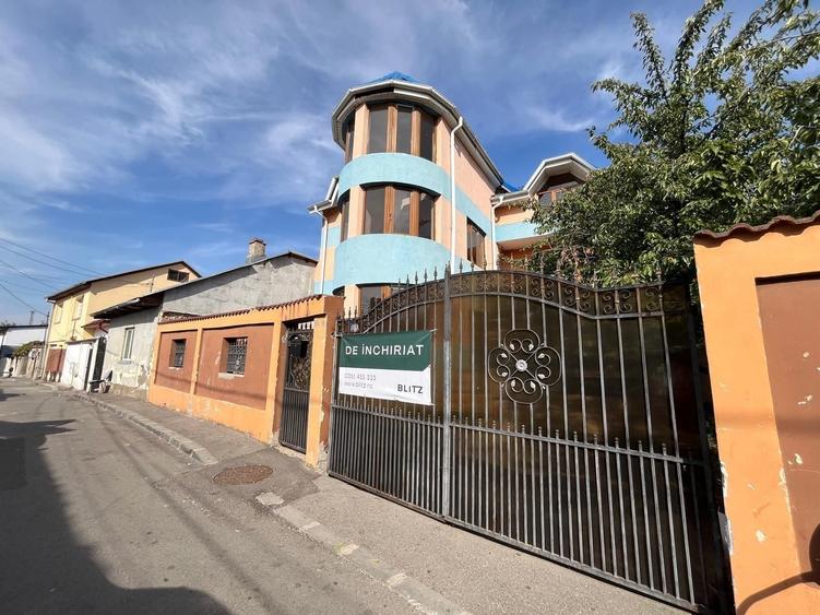 Casă cu 4 camere cu Teren 120 Mp în Exterior Vest