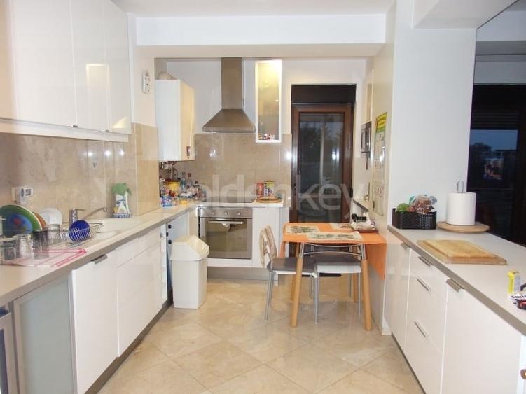 Apartament cu 2 camere decomandat în Băneasa