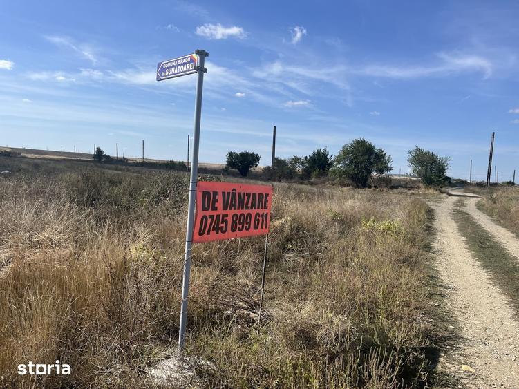 Teren de 470 mp, în Bradu