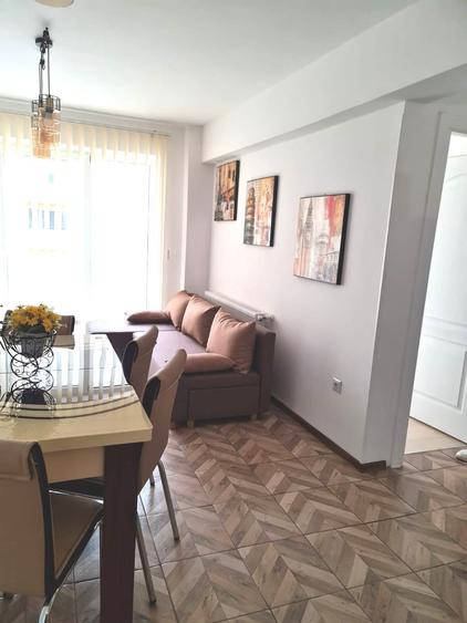 Apartament cu 3 camere semidecomandat în Arhitecților - Calea Cisnădiei