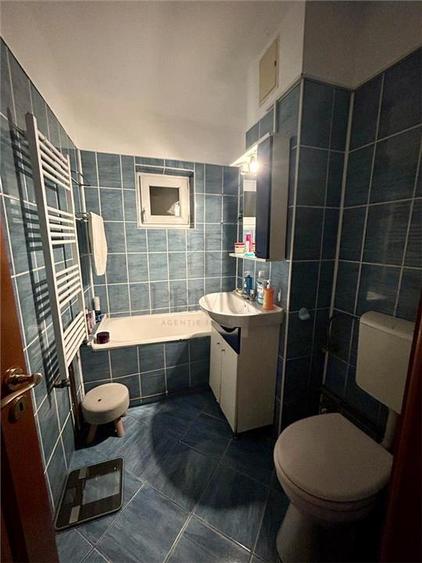 Apartament cu 2 camere semidecomandat, mobilat în Soarelui