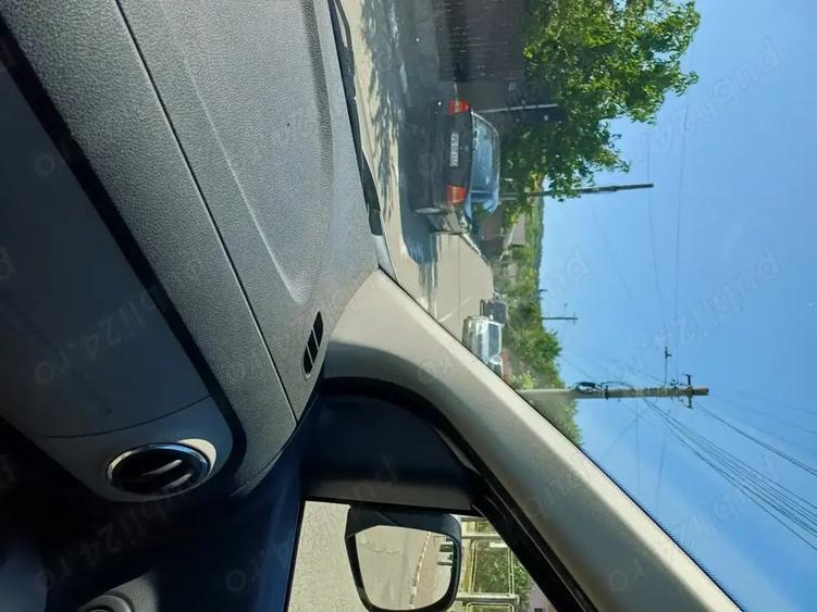 Teren de 2000 mp, în Central