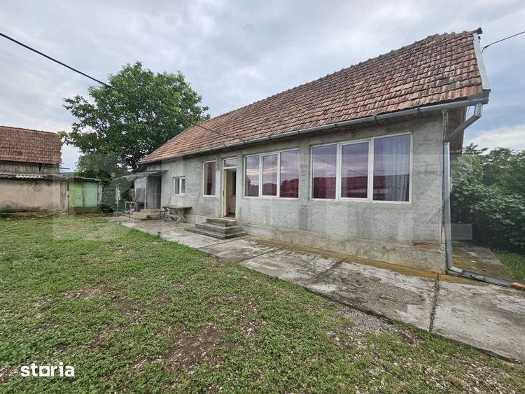 Casă cu 3 camere cu Teren 2698 Mp în Cistei