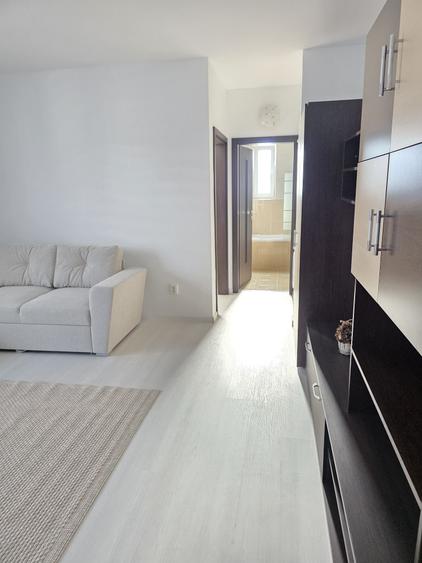 Apartament cu 2 camere semidecomandat în Șelimbăr
