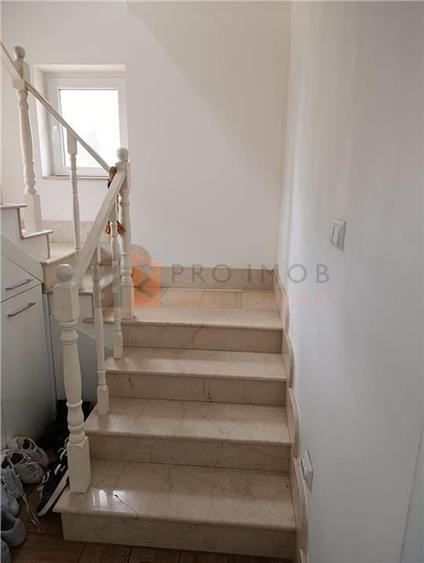 Casă individuală cu 4 camere cu Teren 546 Mp în Ogrăzile