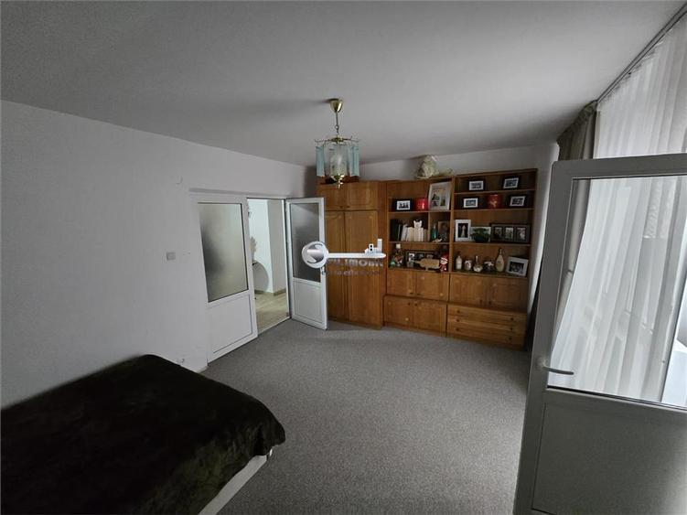 Apartament cu 2 camere decomandat în Dacia