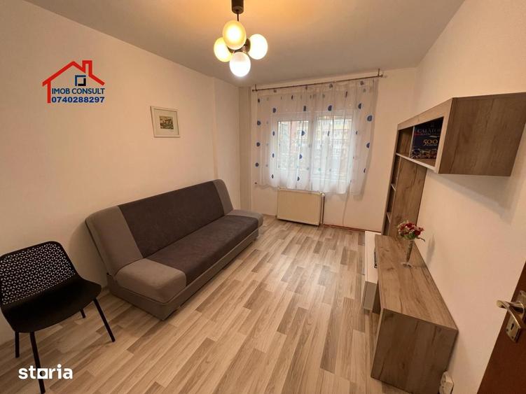 Apartament cu 3 camere decomandat în 9 Mai