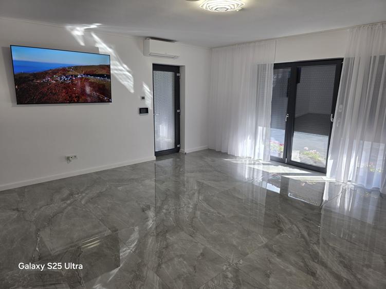 Casă cu 4 camere cu Teren 628 Mp în Lipovei