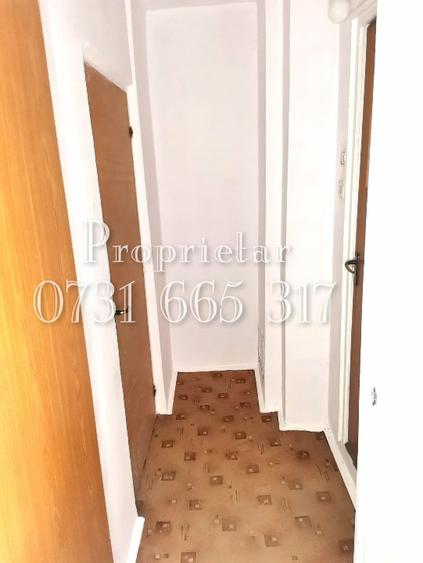 Apartament cu 3 camere semidecomandat în Tei