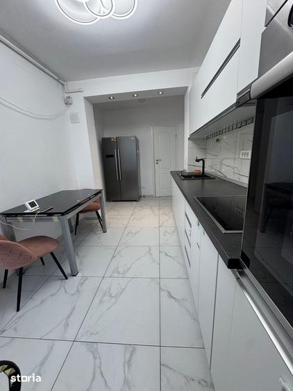 Apartament cu 4 camere în Militari