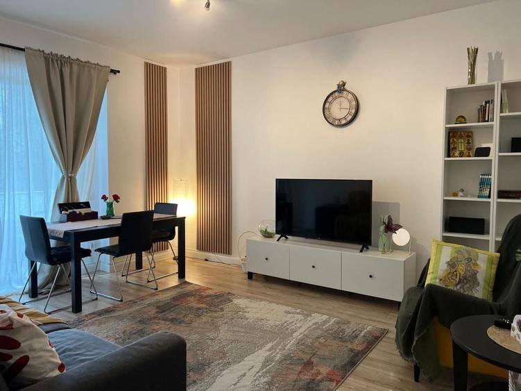 Apartament cu 2 camere, mobilat în Splaiul Independenței