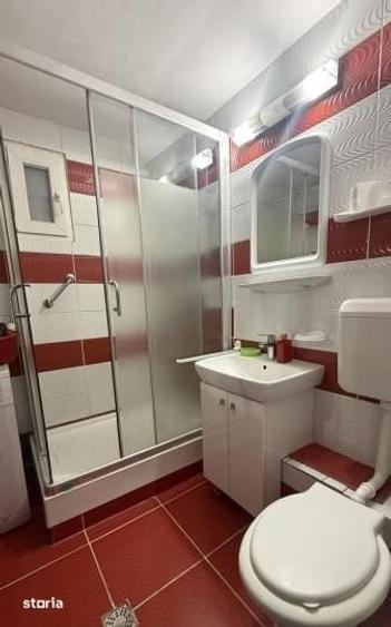 Apartament cu 4 camere în Drumul Taberei
