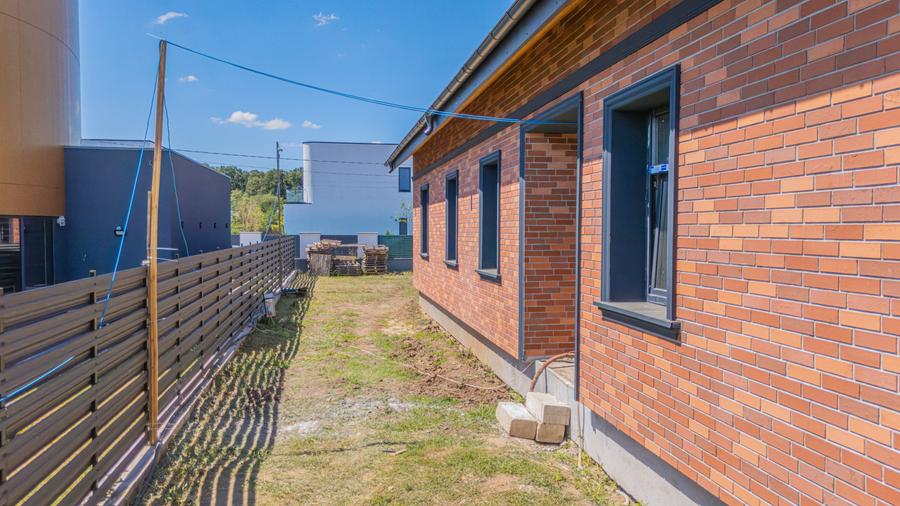 Casă individuală cu 5 camere cu Teren 991 Mp în Corbeanca