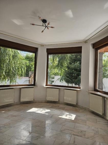 Vilă Modernă - Lux Aviației – Nordului 440 mp. 7 camere Curte 400mp.