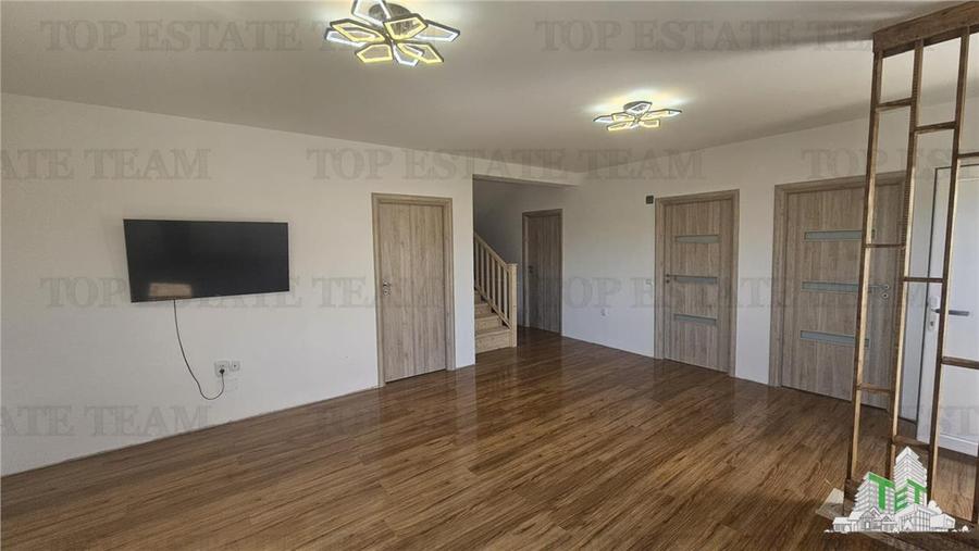 Casă individuală cu 6 camere cu Teren 500 Mp în Ciorogârla