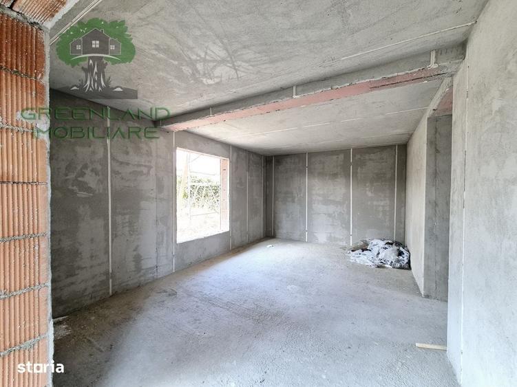 Casă cu 4 camere decomandat în Horpaz