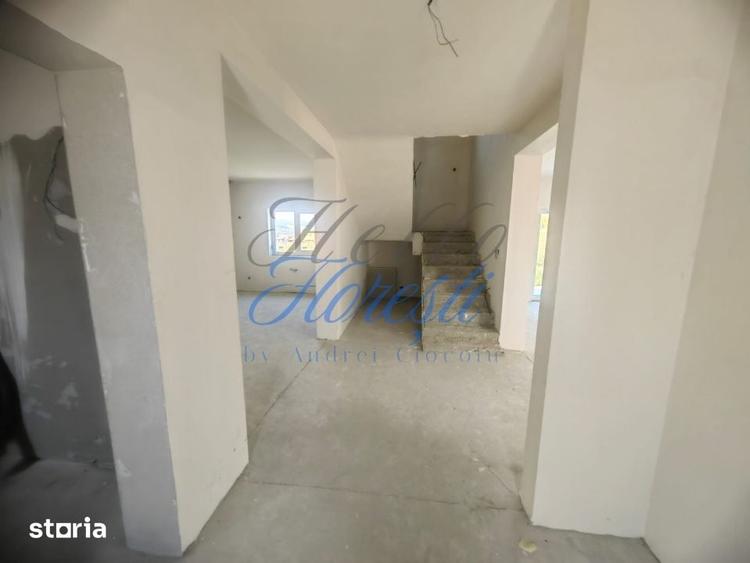 Casă cu 4 camere decomandat cu Teren 500 Mp în Chinteni