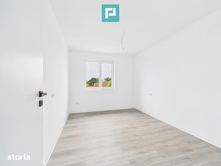Casă cu 4 camere cu Teren 300 Mp în Utvin