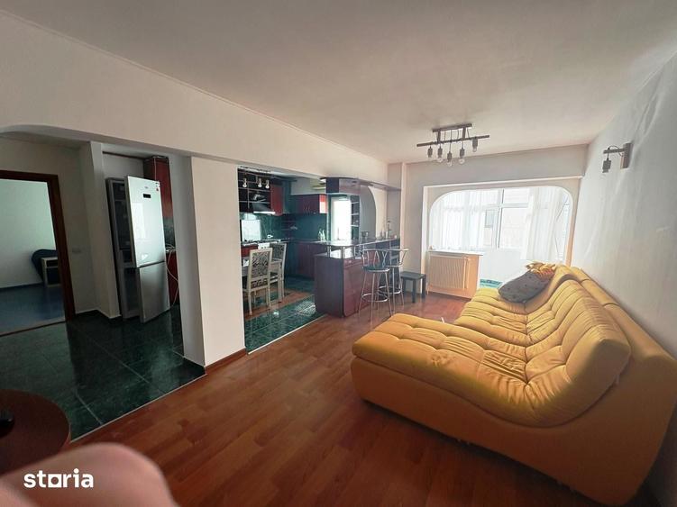Apartament cu 3 camere decomandat în Păcurari