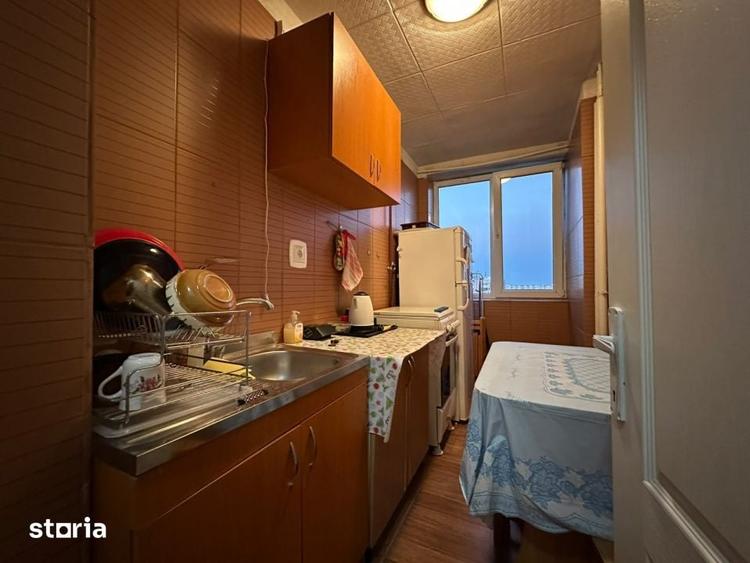 Apartament cu 3 camere în Drumul Taberei