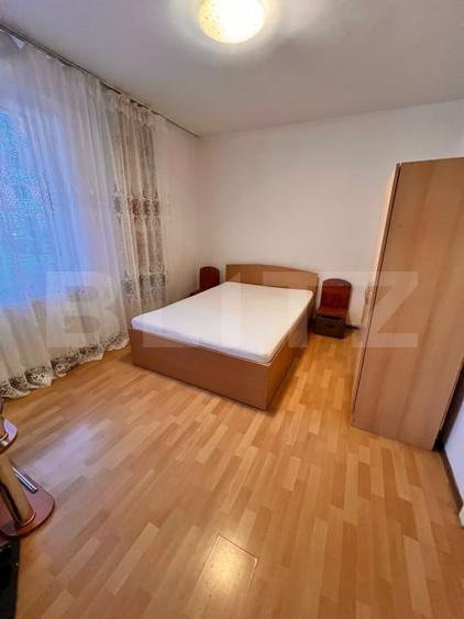 Apartament central 2 camere-decomandat - 1