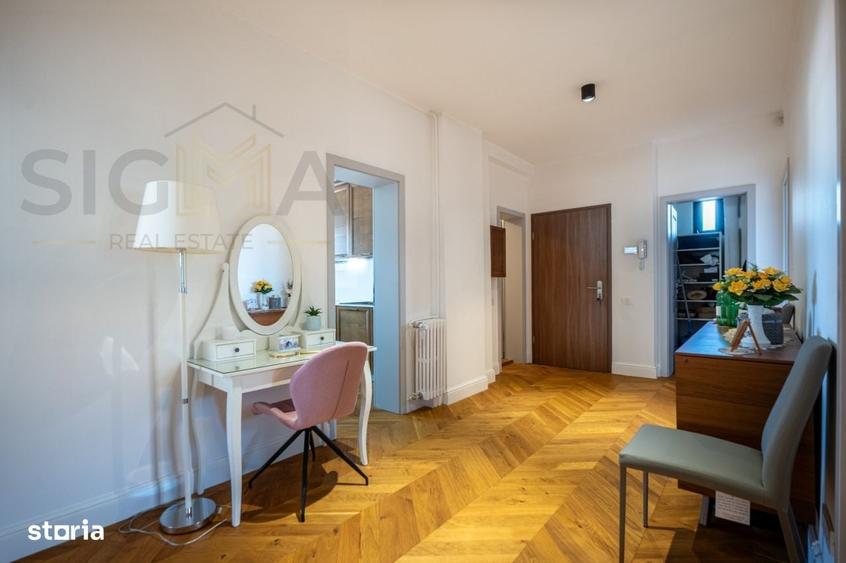 Apartament cu 4 camere în Central