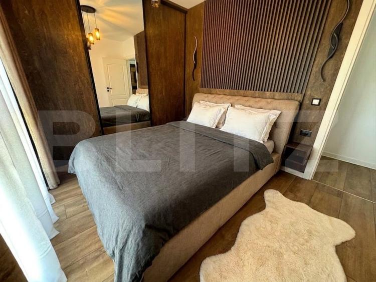 Apartament cu 3 camere decomandat, mobilat în Florești